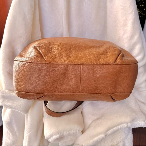 Michael Kors slouchy Fulton style shoulder bag in caramel brown - Picture 8 of 16